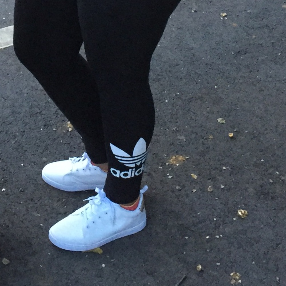 🎀Fashion white sneakers🎀😊😊NWT
